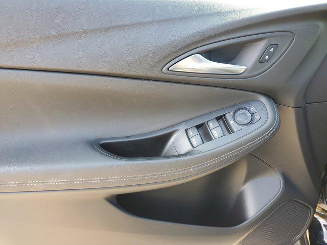used 2024 Buick Encore GX car, priced at $22,220