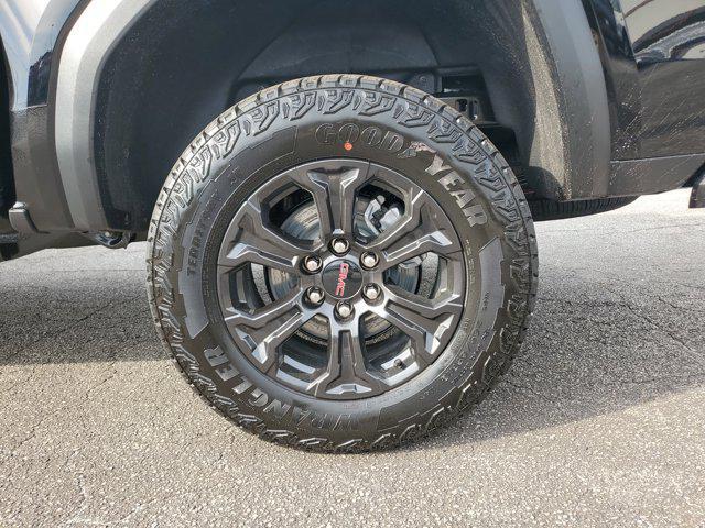 new 2025 GMC Canyon car