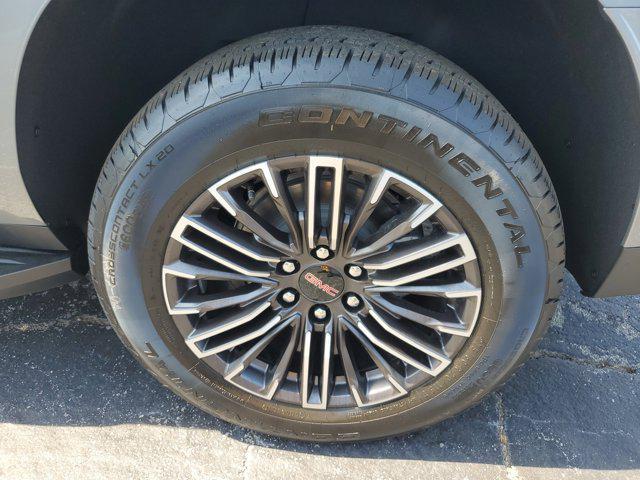 new 2025 GMC Yukon XL car