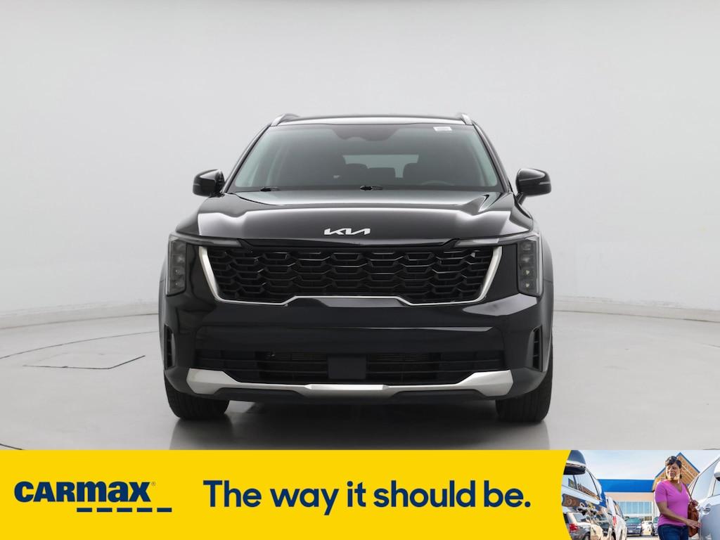 used 2024 Kia Sorento car, priced at $30,998