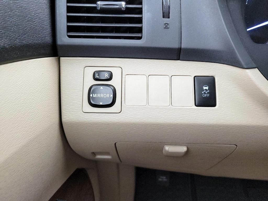 used 2015 Toyota Venza car, priced at $16,998