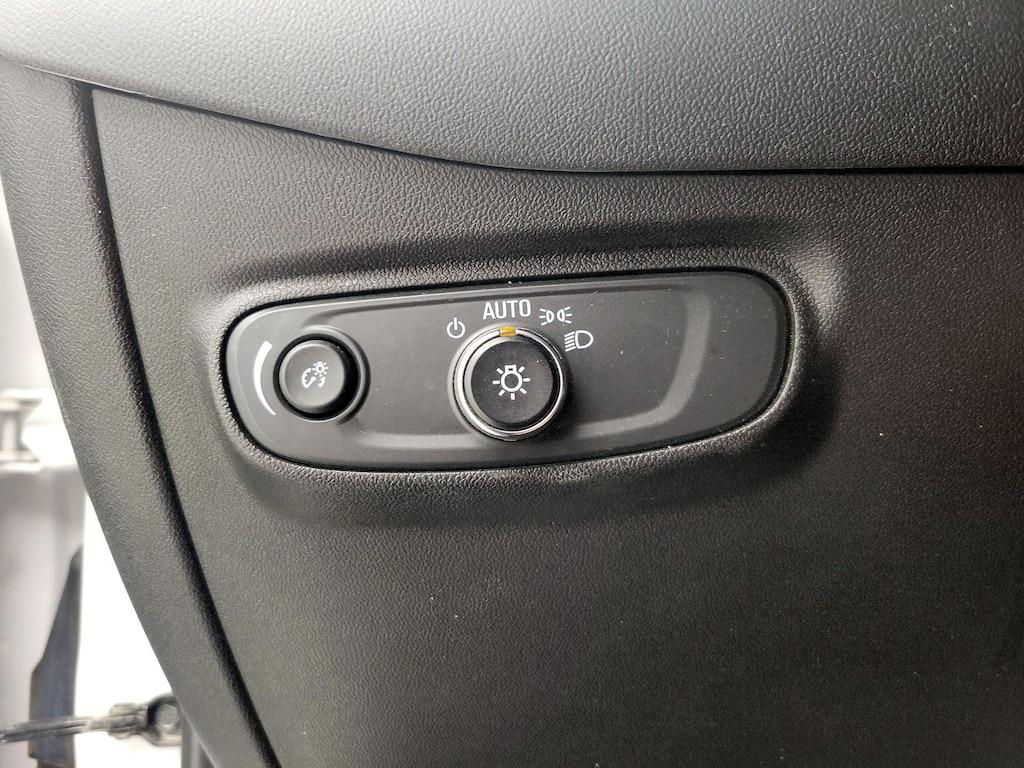 used 2021 Chevrolet Equinox car, priced at $18,998