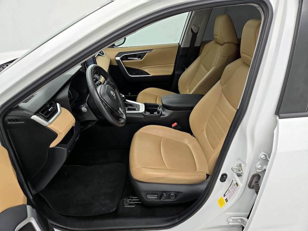used 2020 Toyota RAV4 car, priced at $26,998