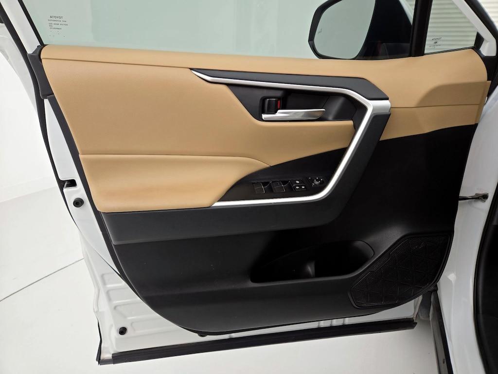 used 2020 Toyota RAV4 car, priced at $26,998