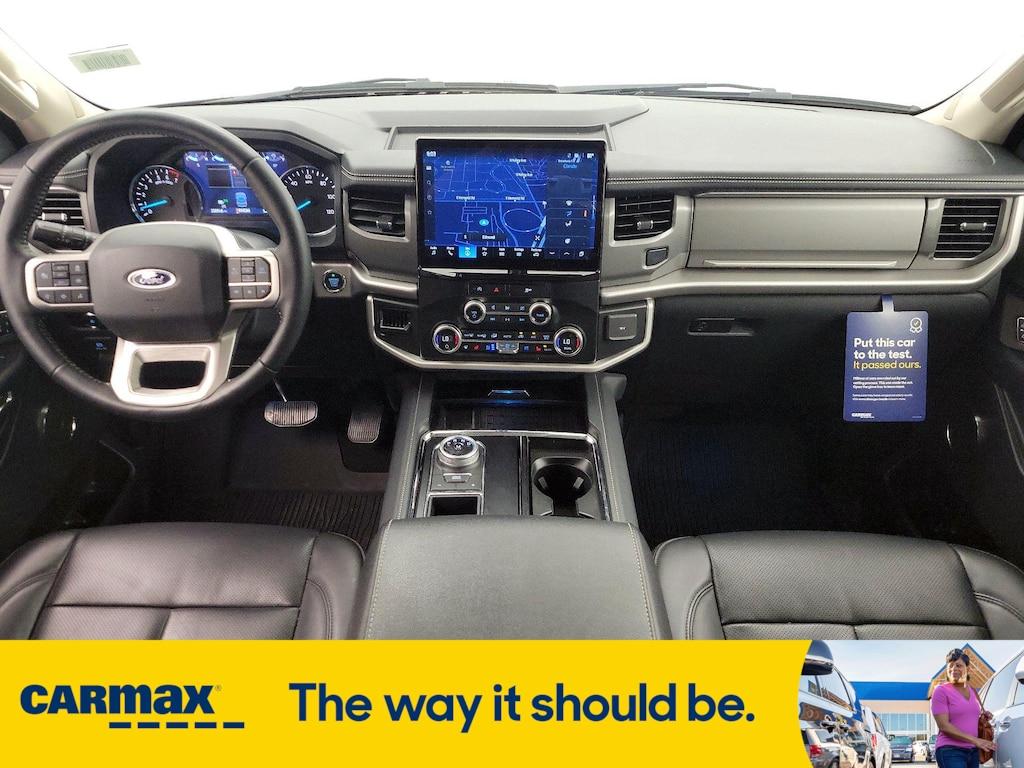 used 2024 Ford Expedition car, priced at $54,998