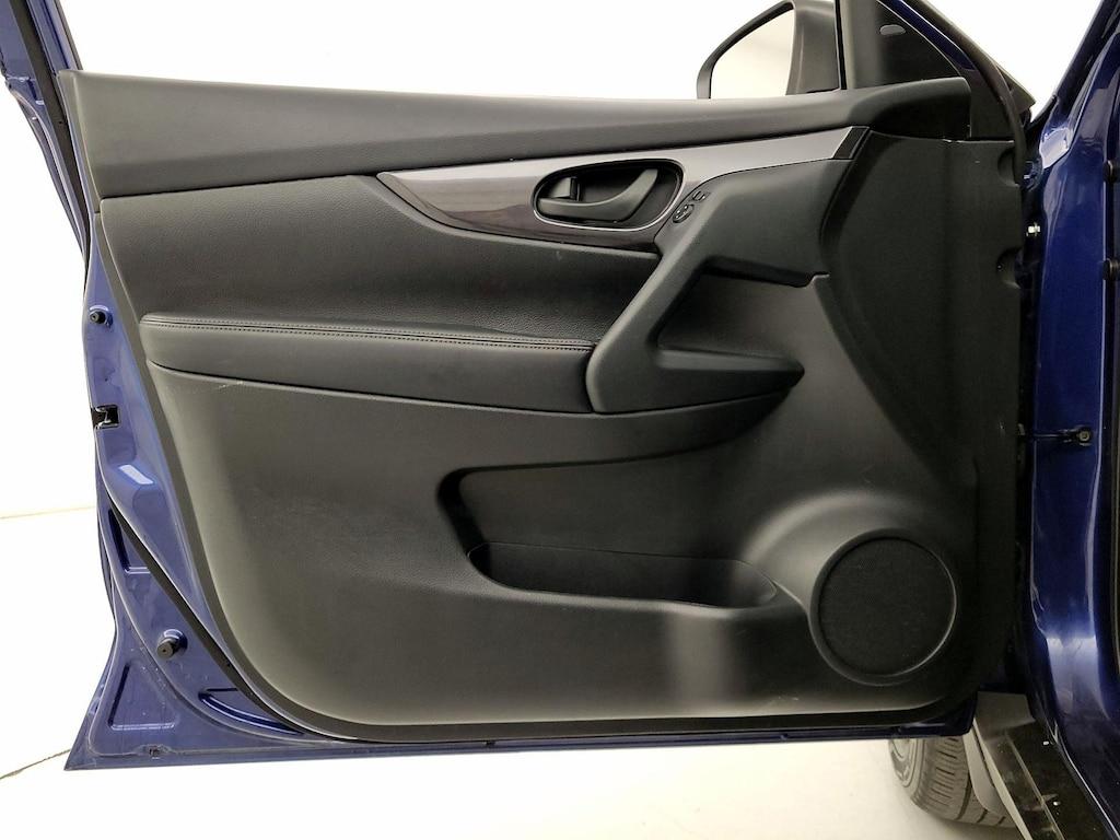 used 2020 Nissan Rogue car, priced at $21,998