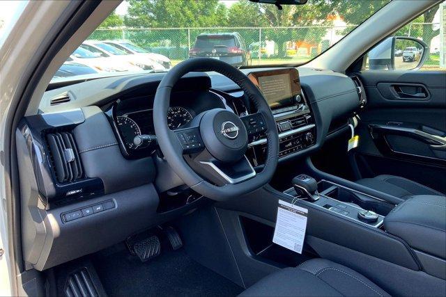 new 2025 Nissan Pathfinder car, priced at $43,775