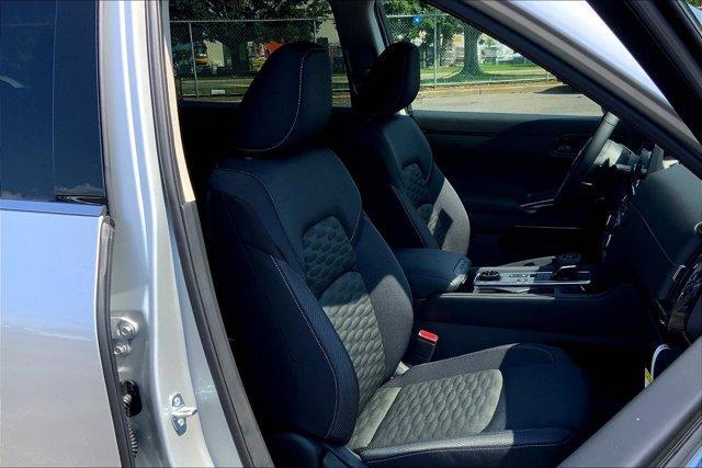 new 2025 Nissan Pathfinder car, priced at $43,775