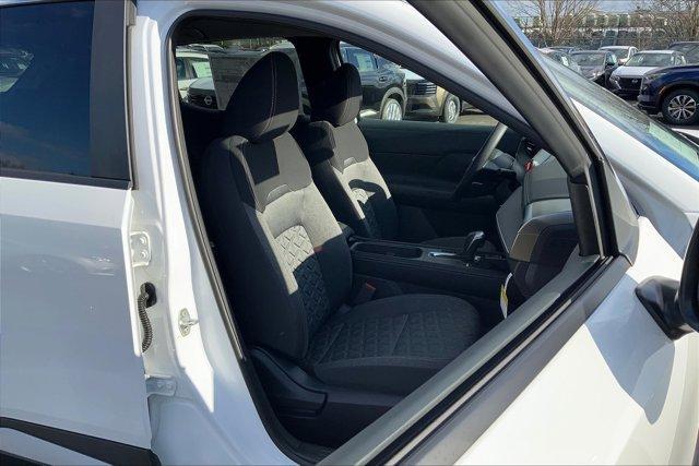 new 2025 Nissan Kicks car, priced at $27,680