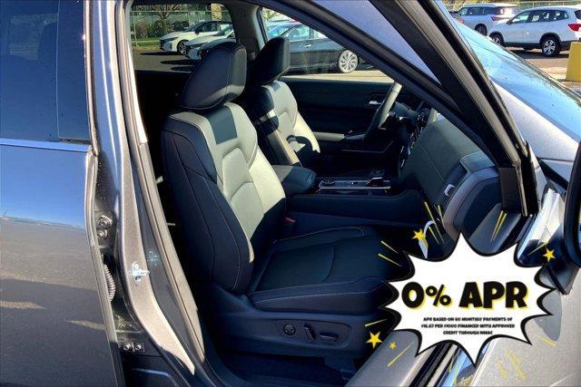 new 2025 Nissan Pathfinder car, priced at $43,923