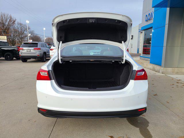 new 2024 Chevrolet Malibu car, priced at $29,740