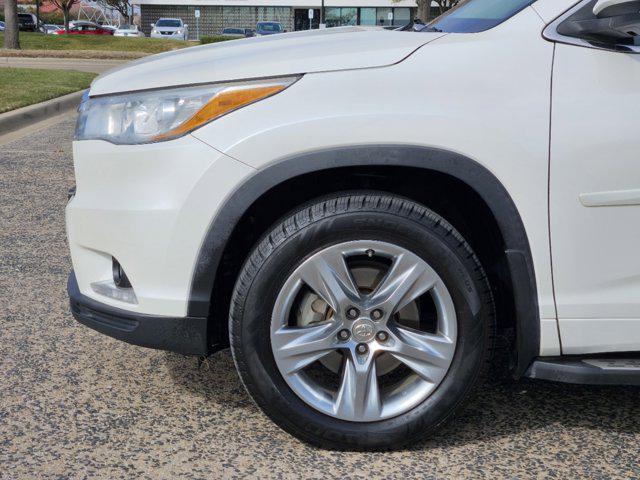 used 2014 Toyota Highlander car, priced at $18,995