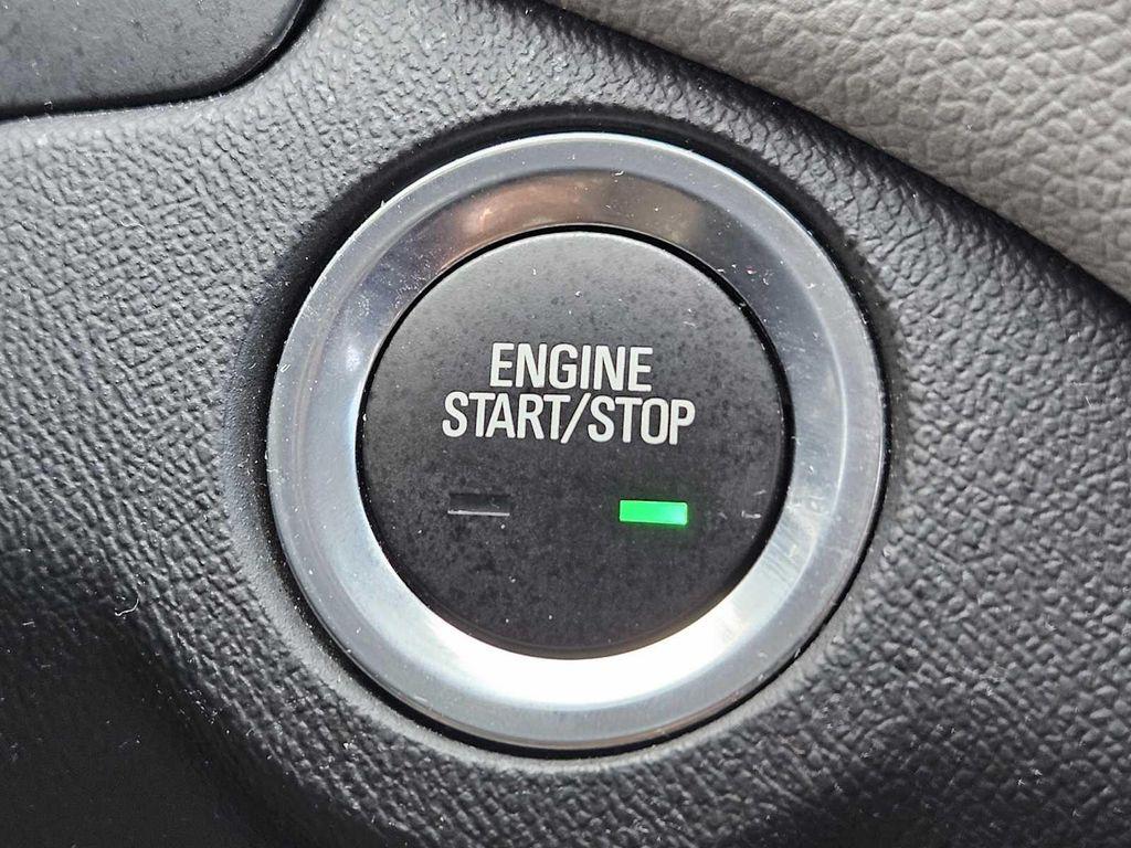 used 2022 Chevrolet Equinox car, priced at $21,895