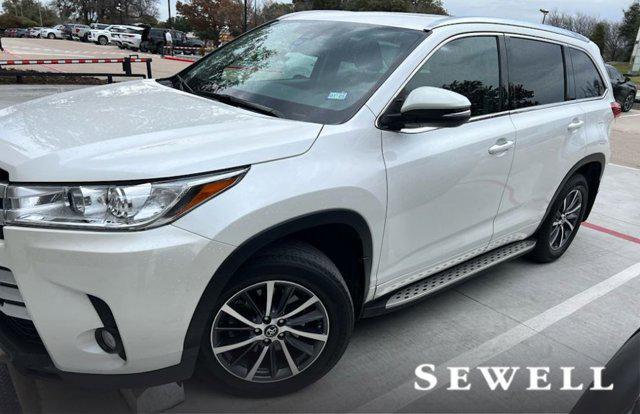 used 2017 Toyota Highlander car, priced at $27,695