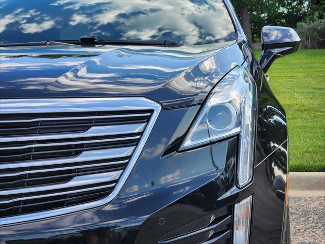 used 2018 Cadillac XT5 car, priced at $17,288