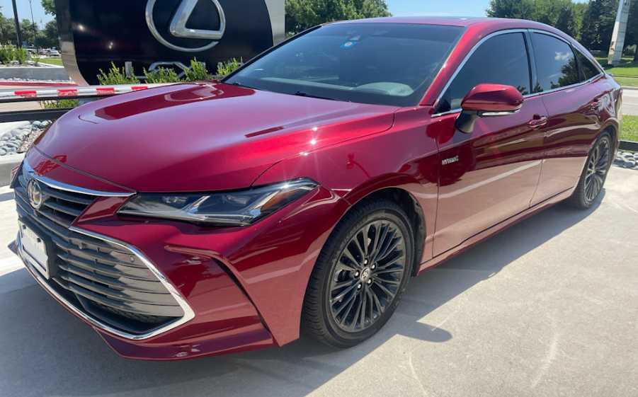 used 2021 Toyota Avalon Hybrid car, priced at $28,995