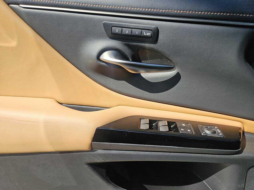 used 2023 Lexus ES 350 car, priced at $37,995
