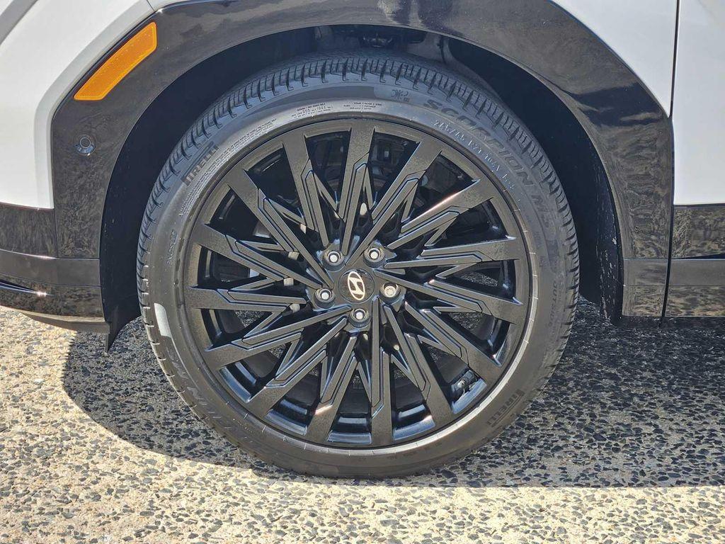 used 2024 Hyundai Santa Fe car, priced at $35,495