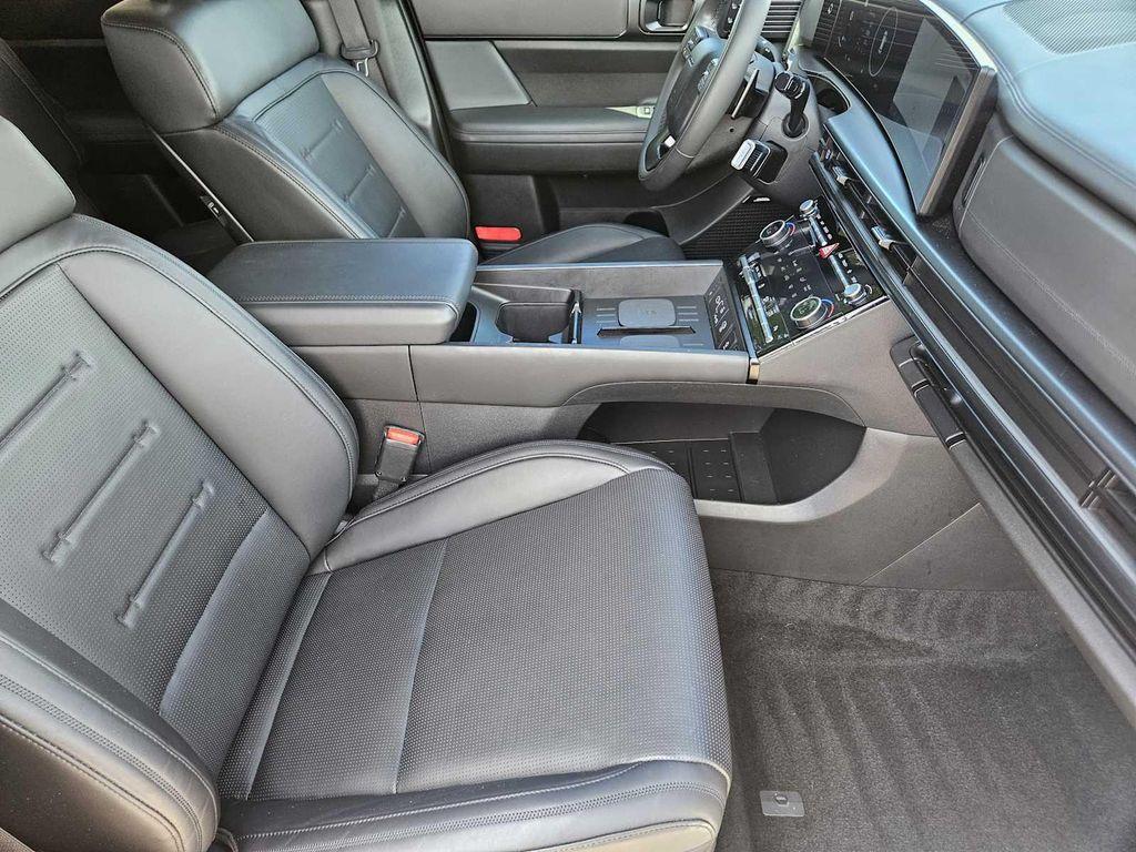 used 2024 Hyundai Santa Fe car, priced at $35,495