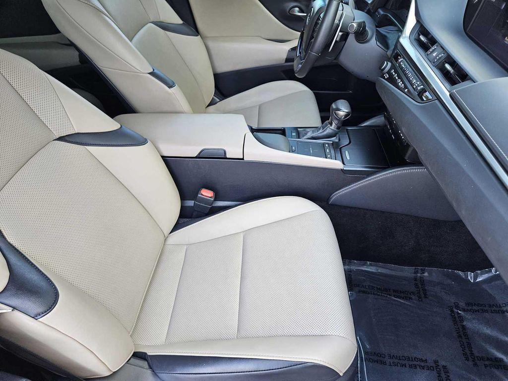 used 2020 Lexus ES 350 car, priced at $32,995