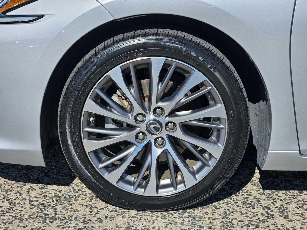 used 2020 Lexus ES 350 car, priced at $32,995