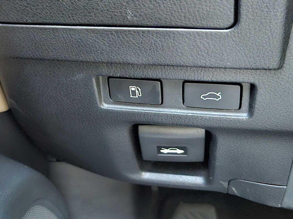 used 2020 Lexus ES 350 car, priced at $32,995