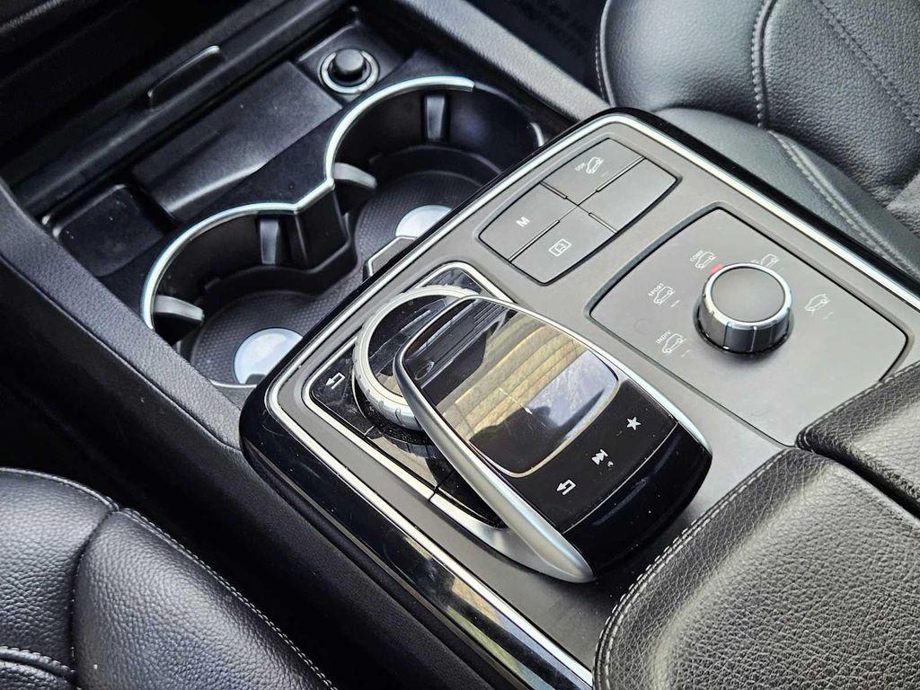 used 2019 Mercedes-Benz GLE 400 car, priced at $23,795