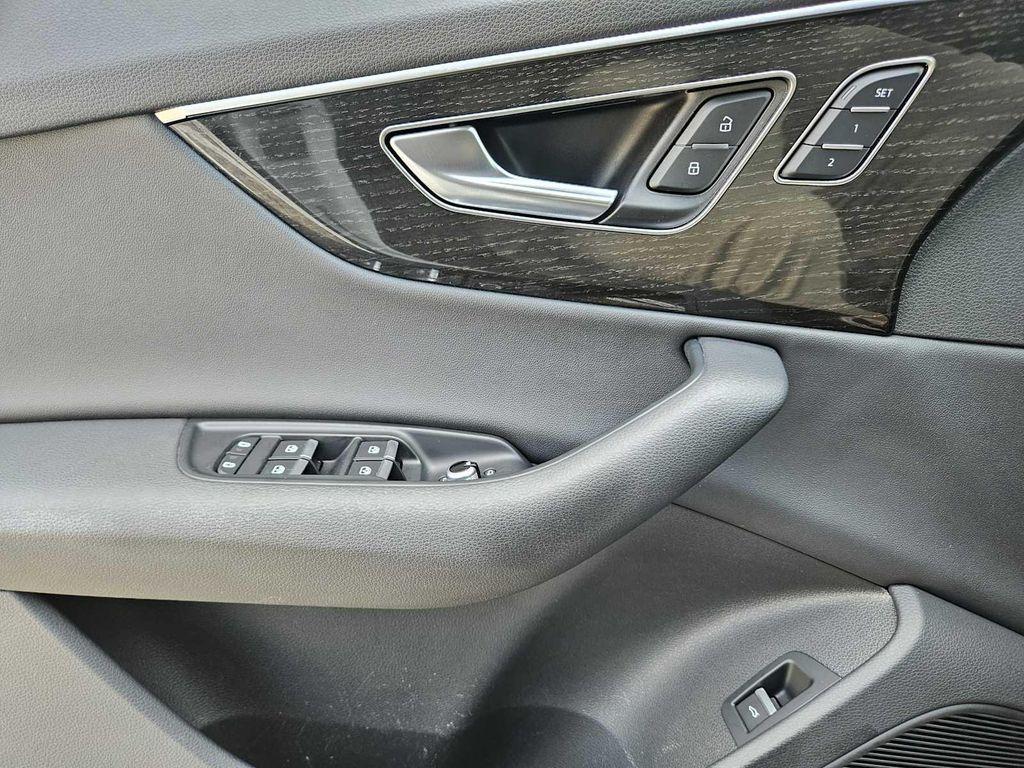 used 2022 Audi Q7 car, priced at $34,995