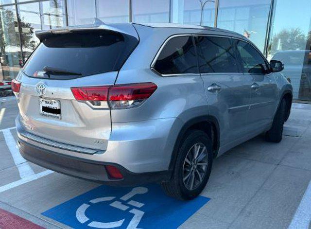 used 2018 Toyota Highlander car, priced at $28,795