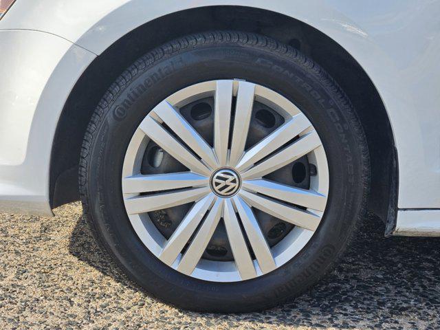 used 2017 Volkswagen Jetta car, priced at $9,795