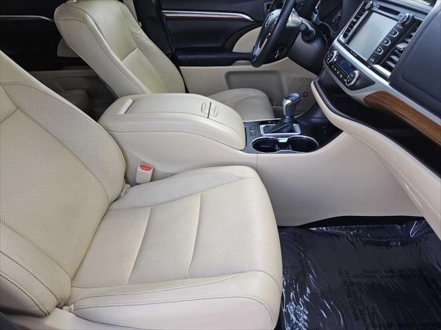 used 2018 Toyota Highlander car, priced at $29,895