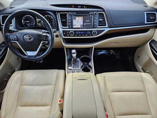 used 2018 Toyota Highlander car, priced at $29,895