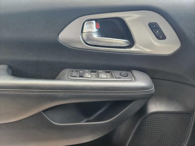 used 2020 Chrysler Pacifica car, priced at $23,495