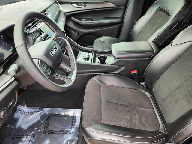 used 2024 Jeep Grand Cherokee car, priced at $40,495