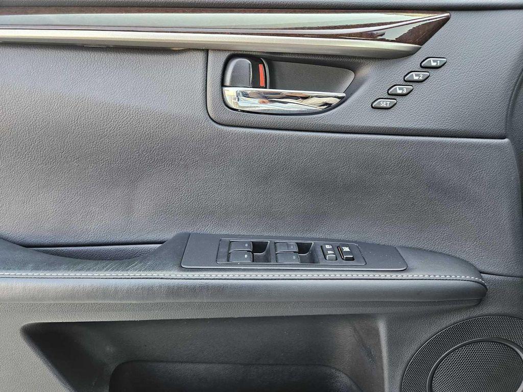 used 2013 Lexus ES 350 car, priced at $14,395