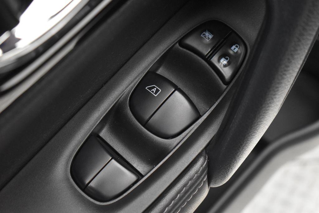 used 2022 Nissan Rogue Sport car, priced at $20,395