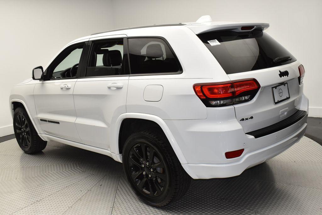 used 2018 Jeep Grand Cherokee car, priced at $17,795