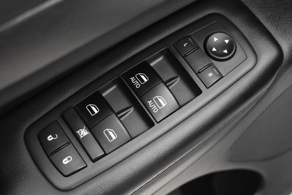 used 2018 Jeep Grand Cherokee car, priced at $17,795