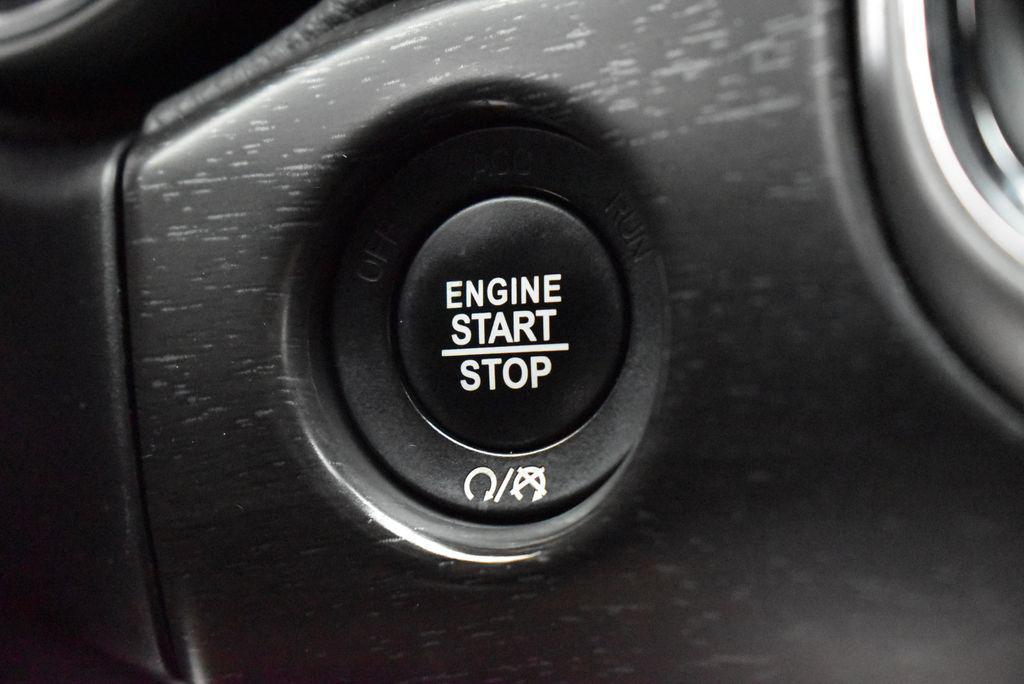 used 2018 Jeep Grand Cherokee car, priced at $17,795