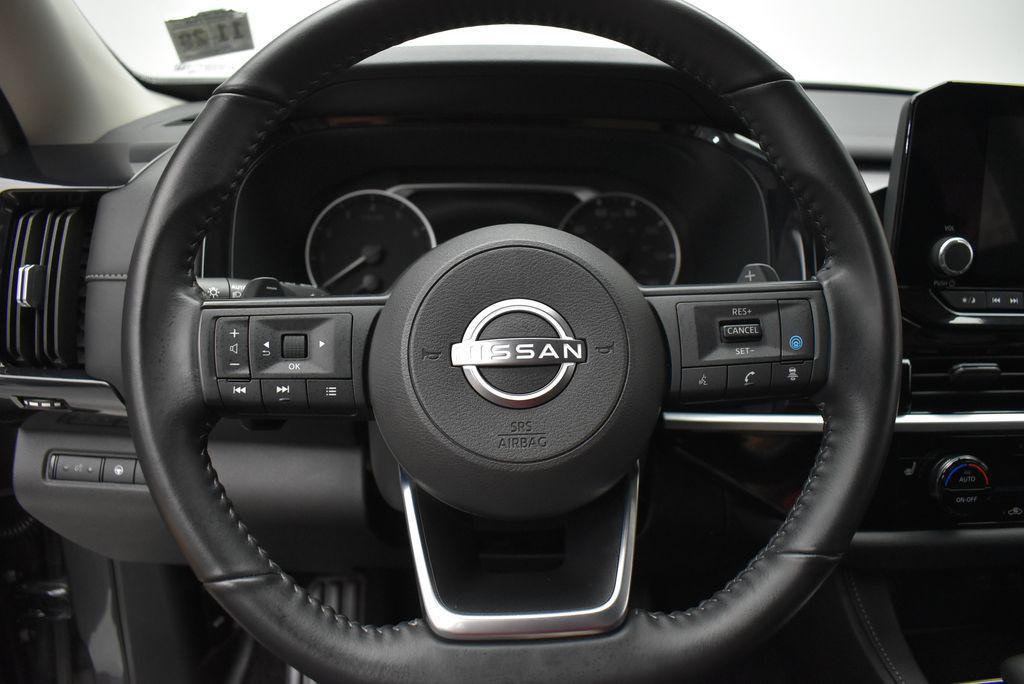 used 2025 Nissan Pathfinder car, priced at $33,395