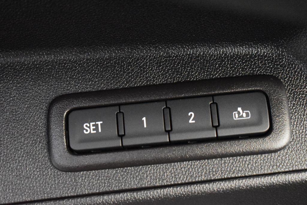 used 2022 Chevrolet Equinox car, priced at $17,795