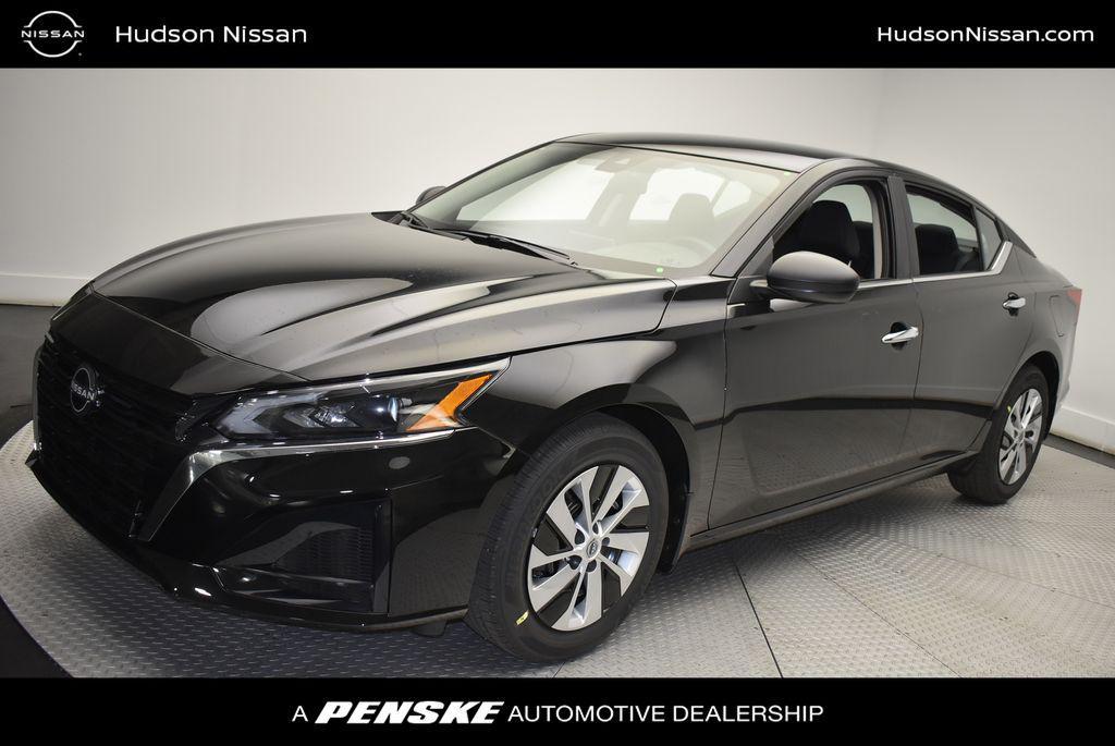 used 2025 Nissan Altima car, priced at $22,395