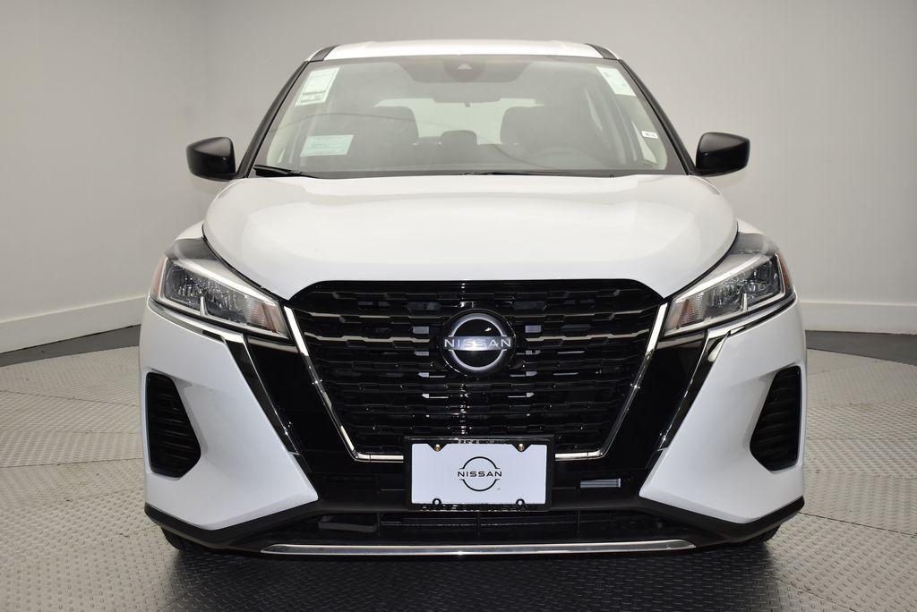 new 2025 Nissan Kicks car, priced at $23,605
