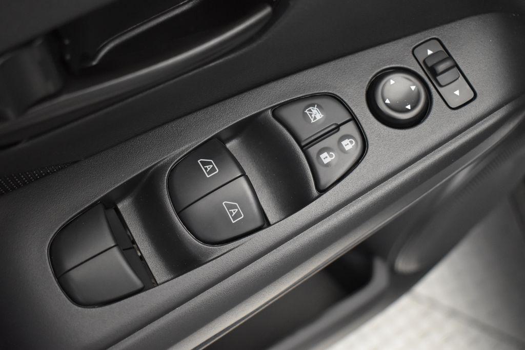 new 2025 Nissan Kicks car, priced at $23,605