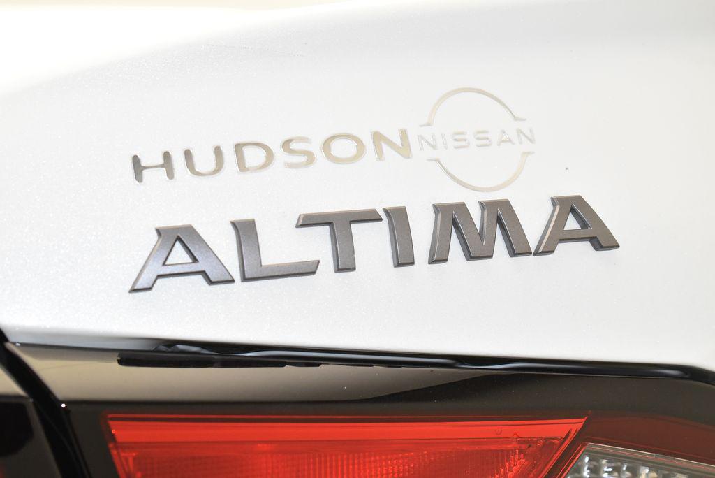 new 2025 Nissan Altima car, priced at $32,560