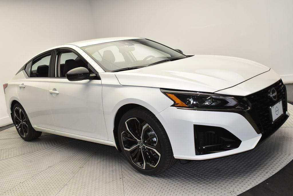 new 2025 Nissan Altima car, priced at $31,895