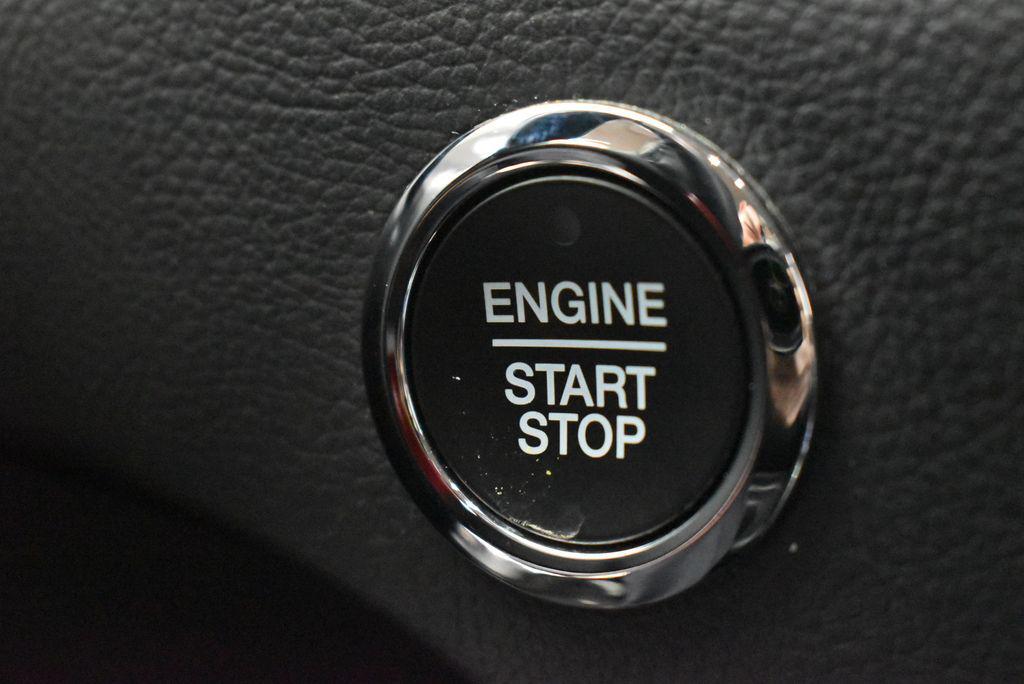 used 2022 Ford Edge car, priced at $19,395