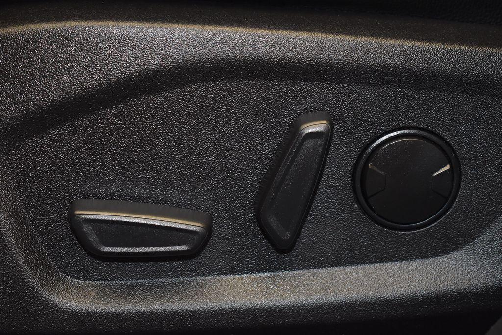 used 2022 Ford Edge car, priced at $19,395