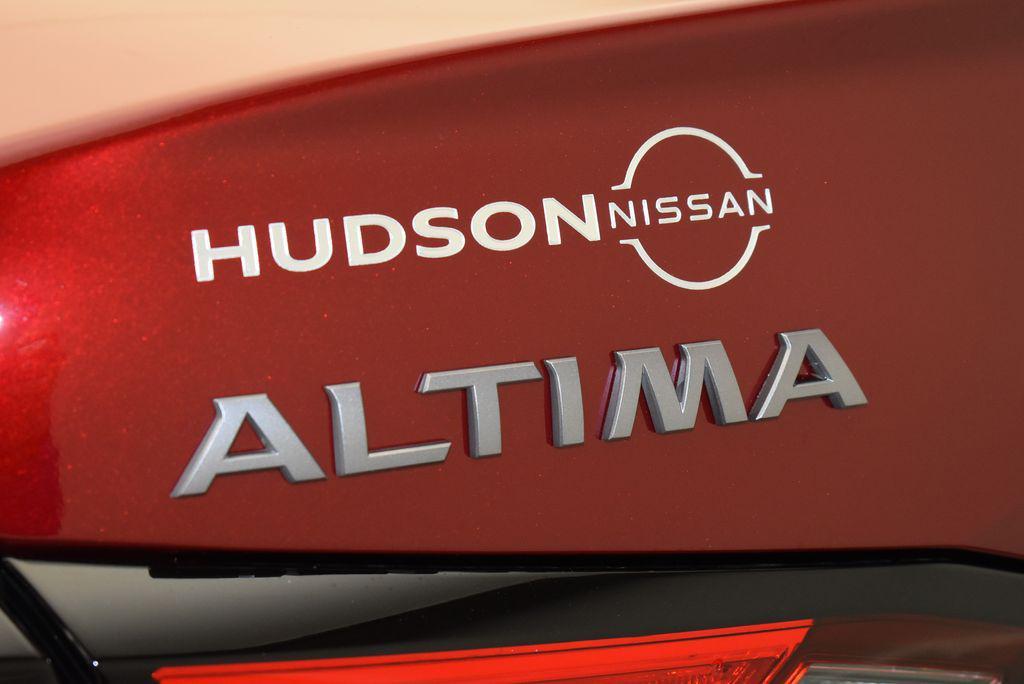 new 2025 Nissan Altima car, priced at $31,940