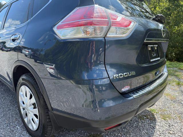 used 2016 Nissan Rogue car, priced at $11,175